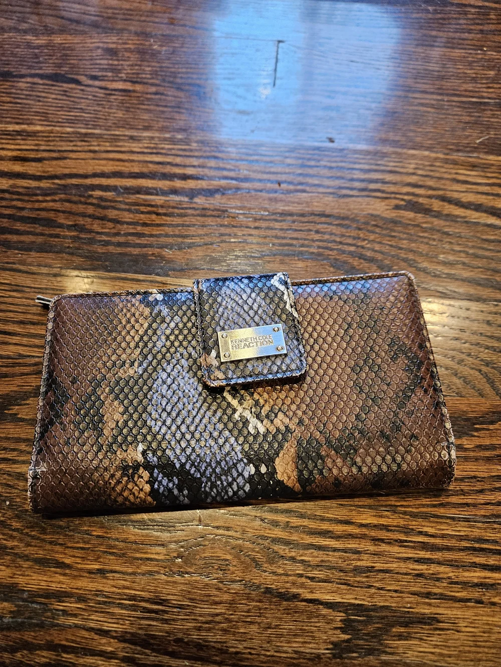 Kenneth Cole Reaction Brown Snakeskin-Texture Women's Wallet